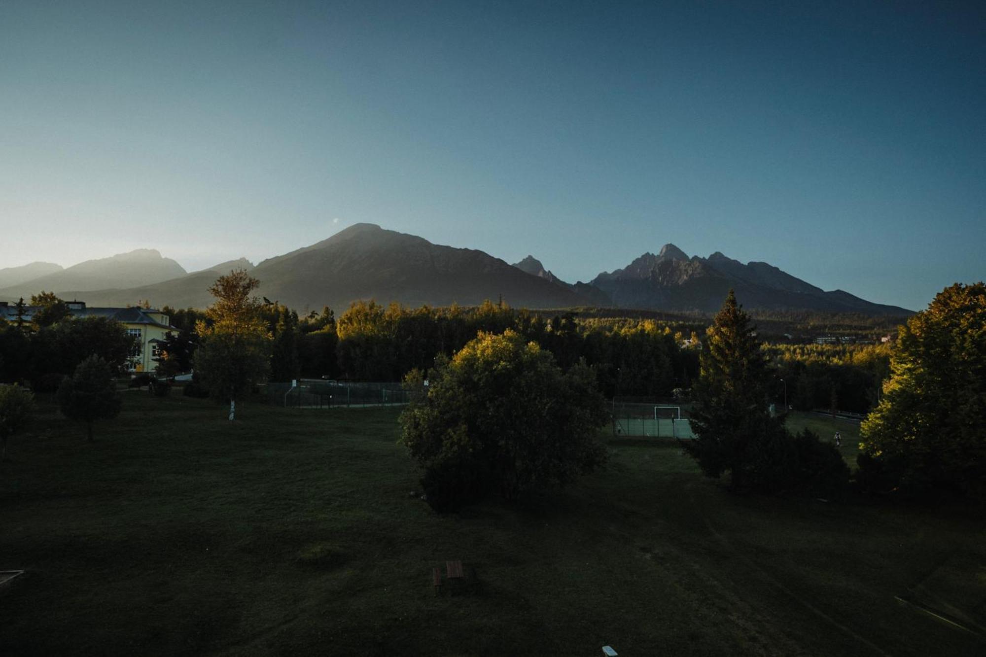 Apartman Srnka S Vyhladom Na Vysoké Tatry Exteriör bild